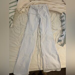 ALO Yoga White Leggings